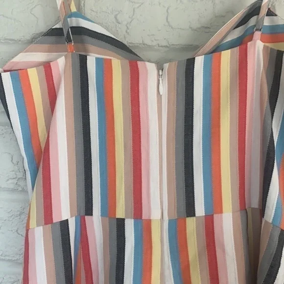 Lovers and Friends Keyhole Front Tie Mini Dress Size Small - Picture 6 of 7